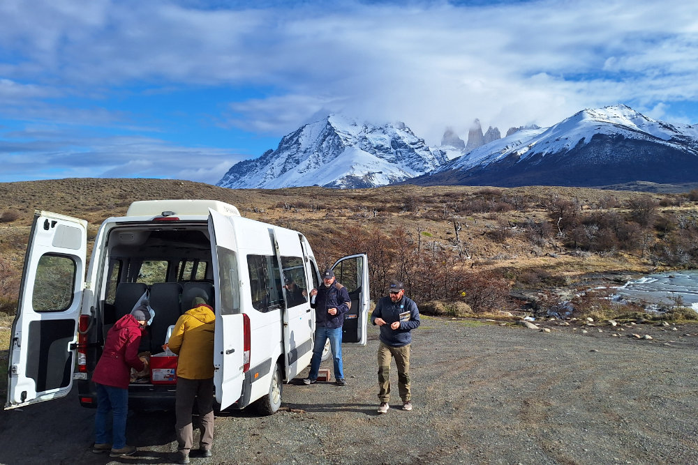 During guided trips you have spectacular views to the Torres mountains